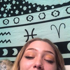 Meet your Posher, Cathryn